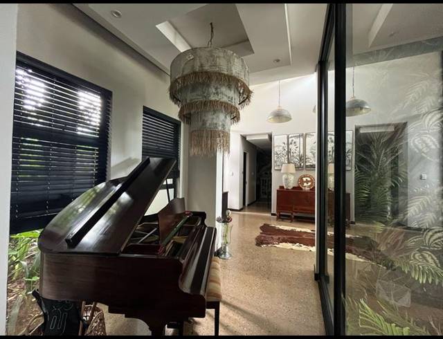 4 BEDROOM HOUSE FOR SALE IN ZINI RIVER ESTATE